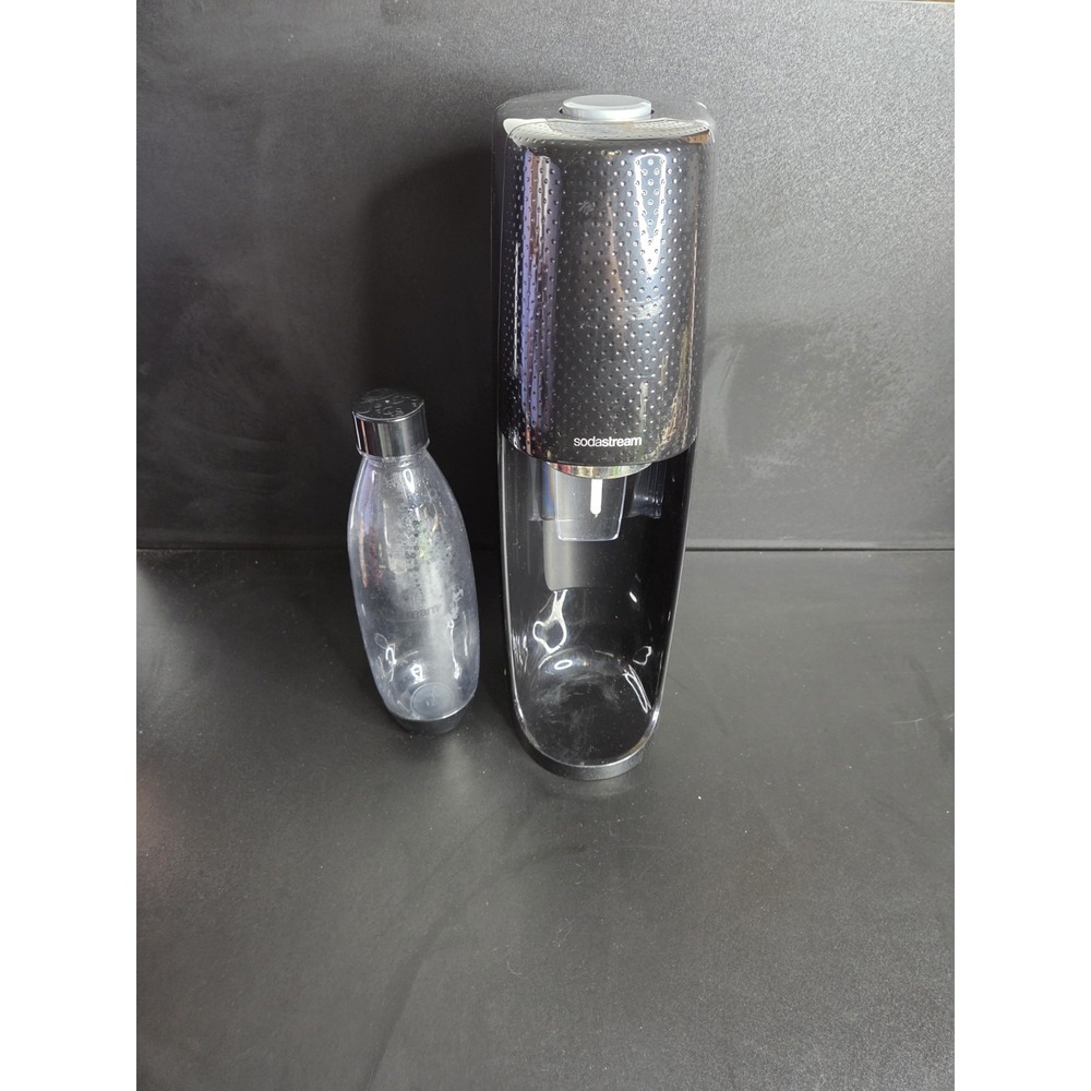 SodaStream Fizzi Sparkling Water Maker Black Machine w/ Bottle Tested Works